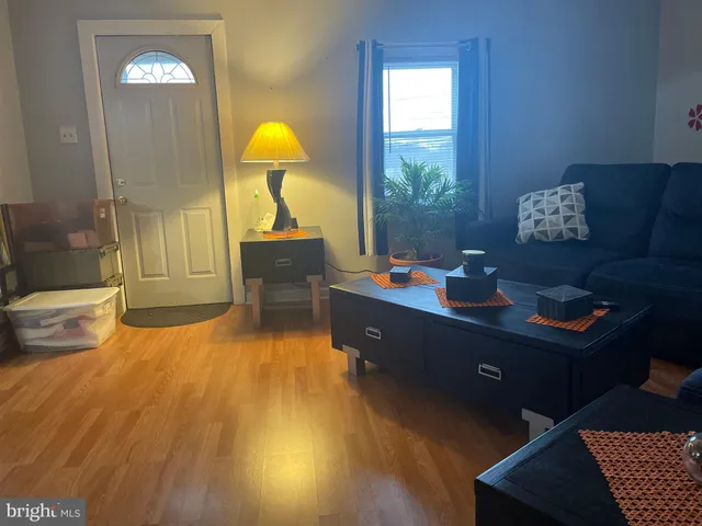 $2,500 | 695 West Kings Highway, Coatesville, PA 19320