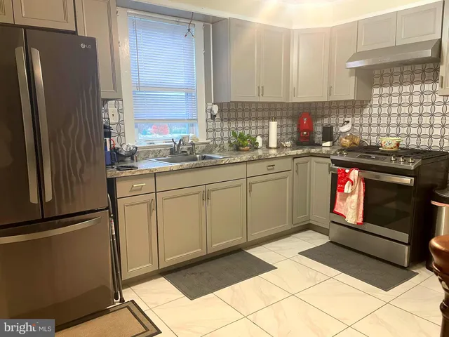 $2,500 | 695 West Kings Highway, Coatesville, PA 19320