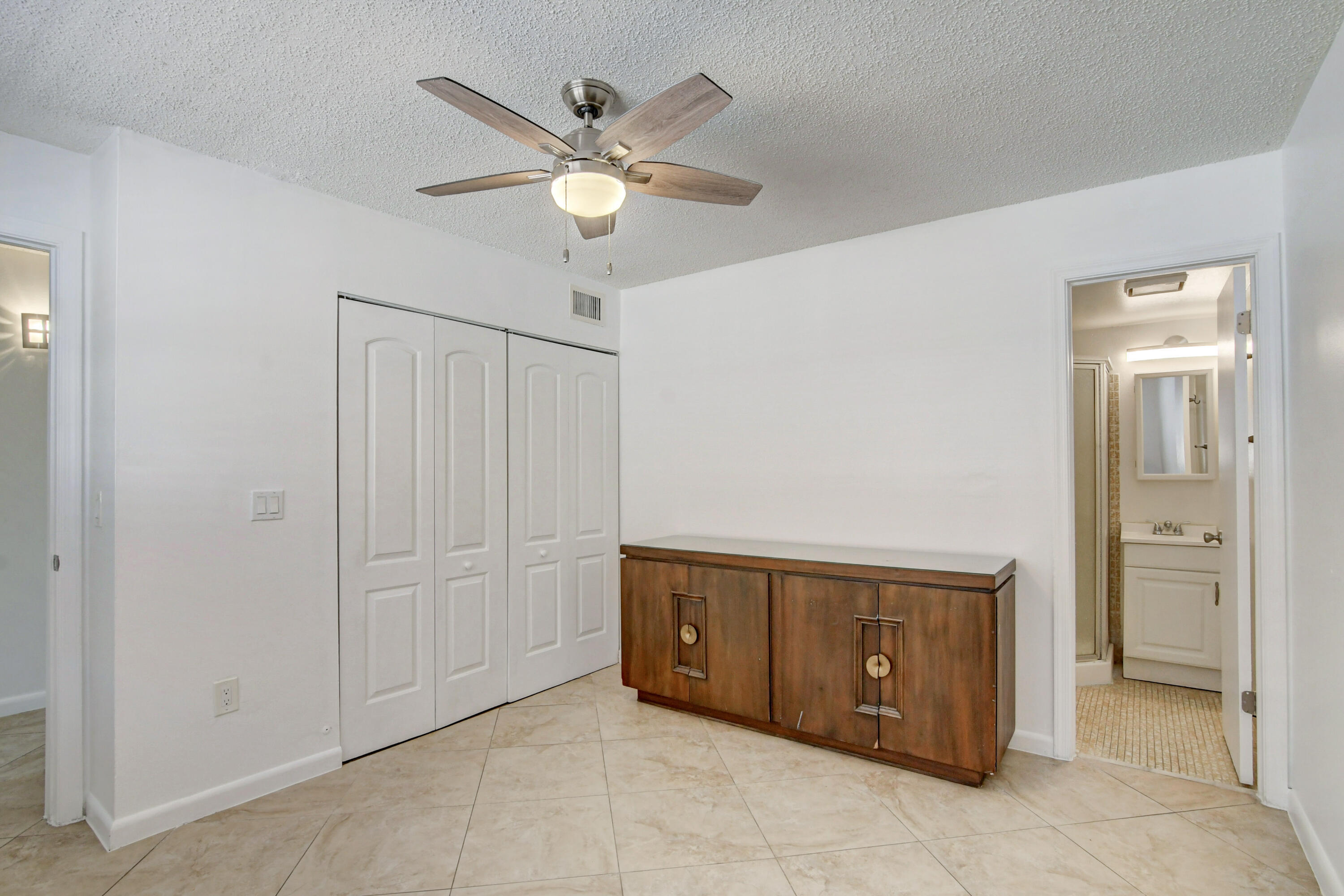 600 Southwest 2nd Avenue, Unit 240 Boca Raton, FL 33432 - Photo 14 of 42 En-Suite Bedroom