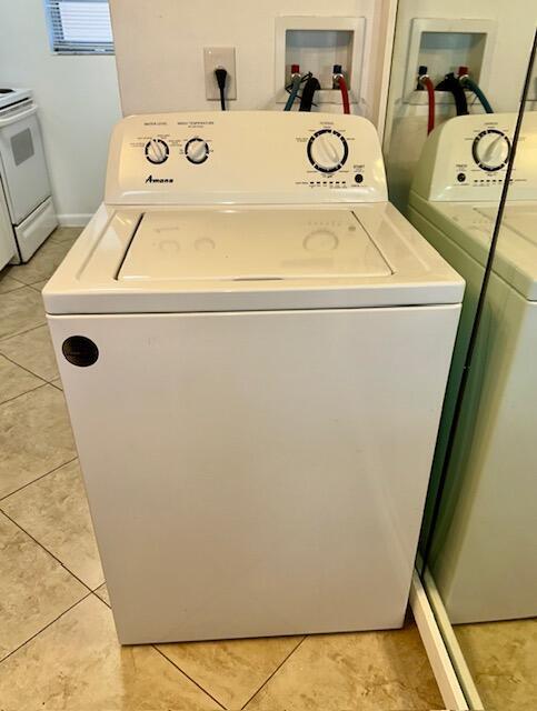 600 Southwest 2nd Avenue, Unit 240 Boca Raton, FL 33432 - Photo 27 of 42 Washing Machine