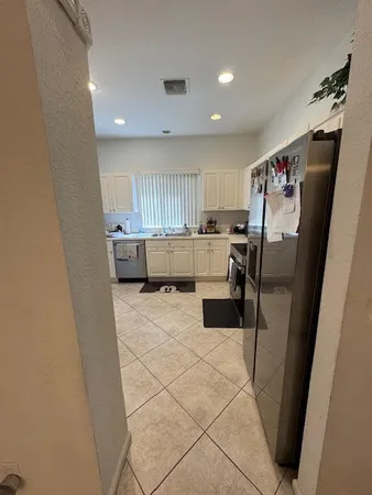 $3,400 | 8010 Bellafiore Way, Boynton Beach, FL 33472