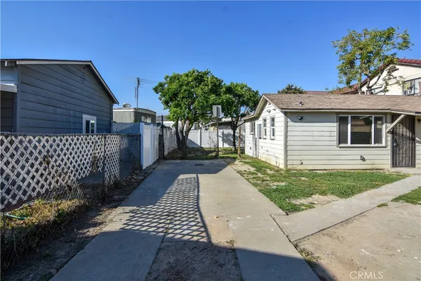$2,100 | 11039 Dodson Street, El Monte, CA 91733