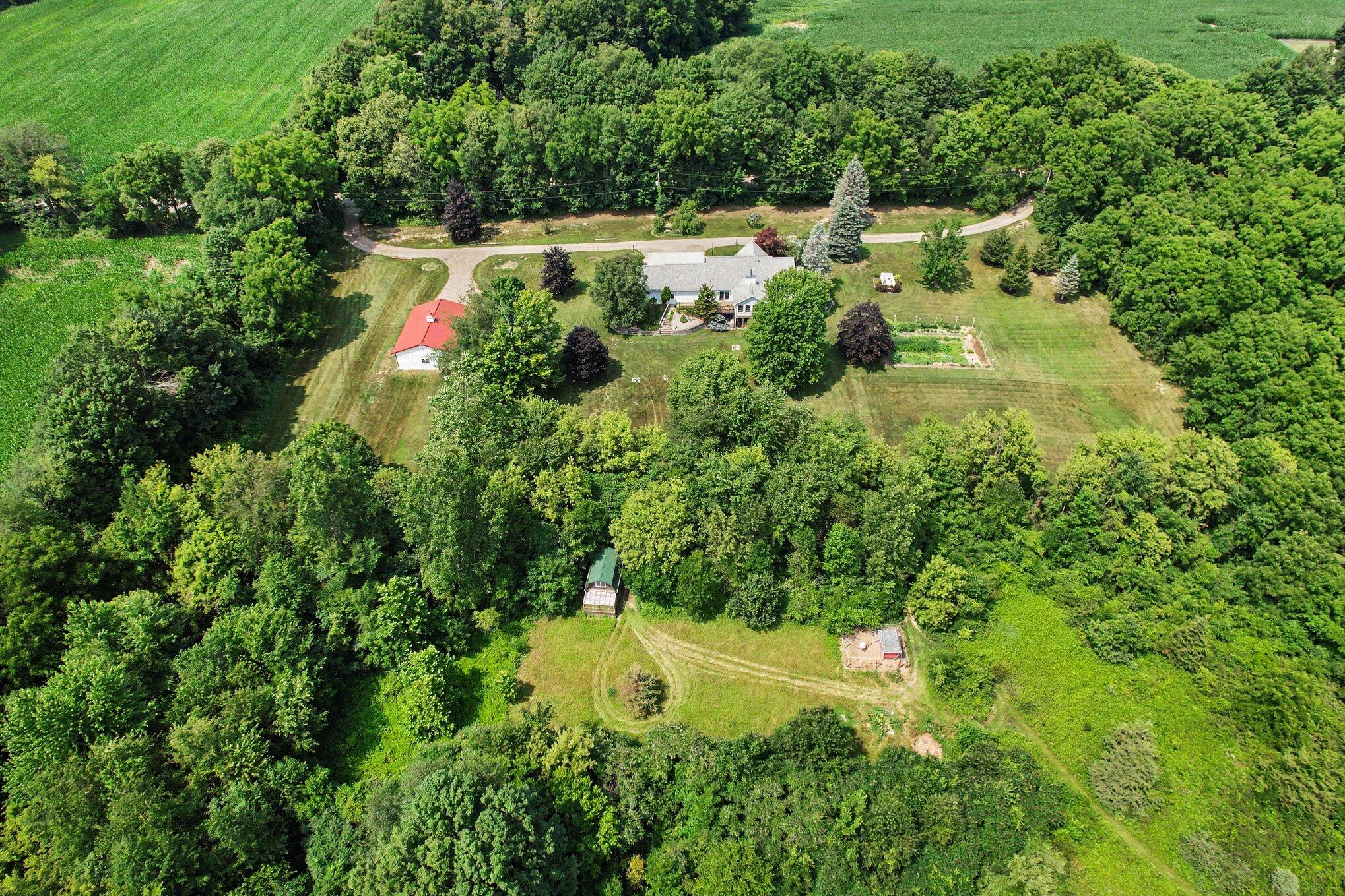 331 East Fenn Road Coldwater, MI 49036 - Photo 4 of 39 033_file_1586