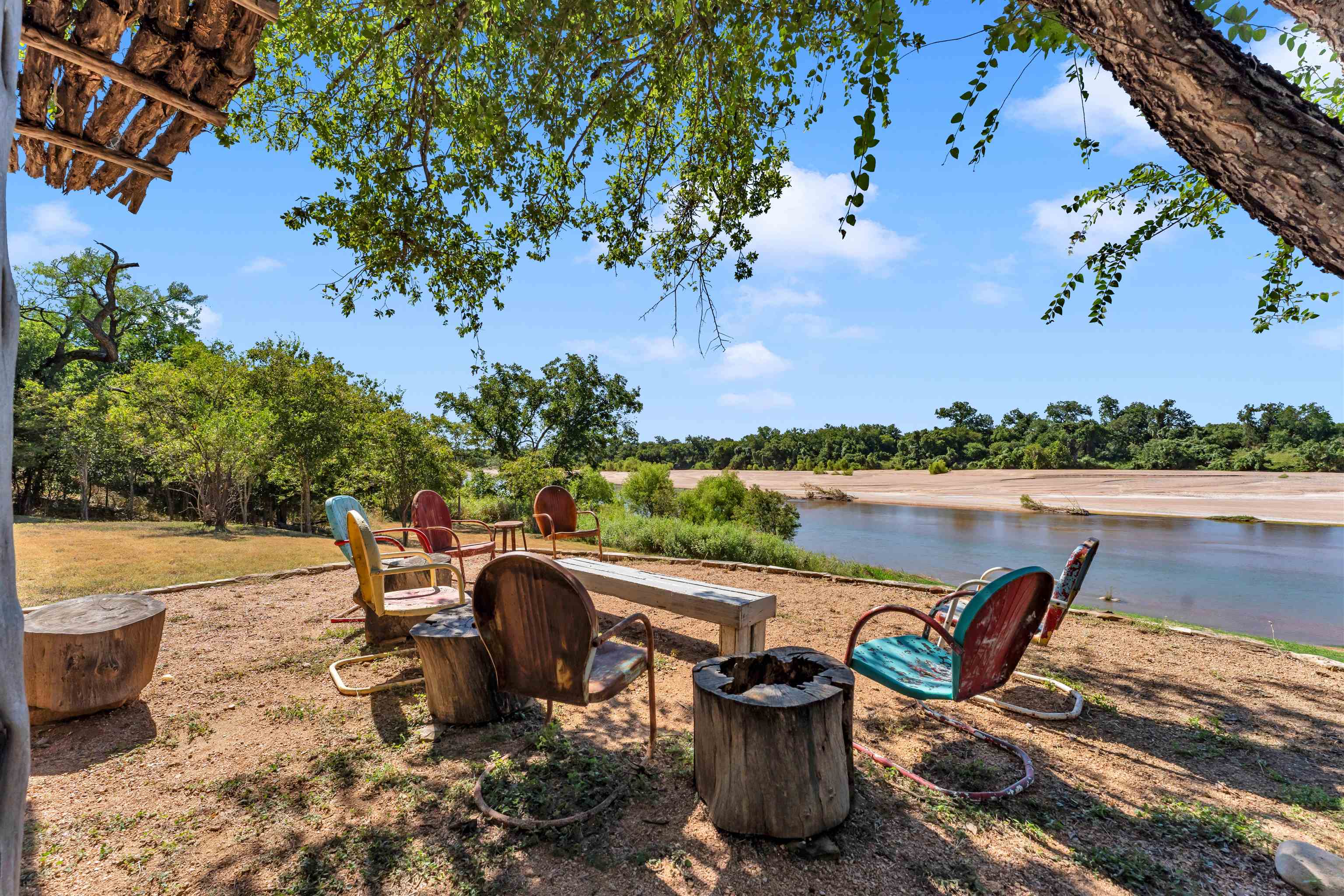 211 Riverside Drive West Llano, TX 78643 - Photo 4 of 45 Gallery Image 4