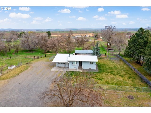 33037 West Spearman Road Hermiston, OR 97838 - Photo 3 of 48