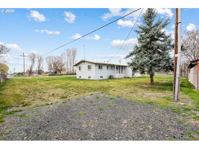 33037 West Spearman Road Hermiston, OR 97838 - Photo 34 of 48