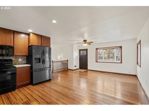 $420,000 | 33037 West Spearman Road, Hermiston, OR 97838