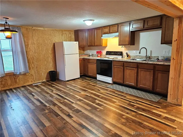 $124,900 | 214 Cravens Street, Madison, IN 47250