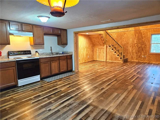 $124,900 | 214 Cravens Street, Madison, IN 47250