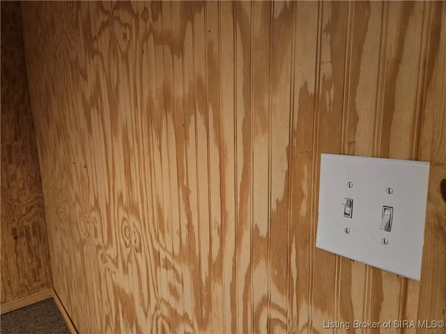 $124,900 | 214 Cravens Street, Madison, IN 47250