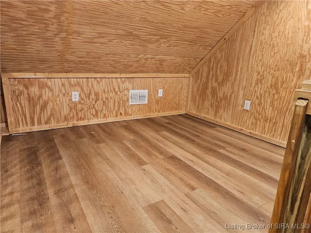 $124,900 | 214 Cravens Street, Madison, IN 47250