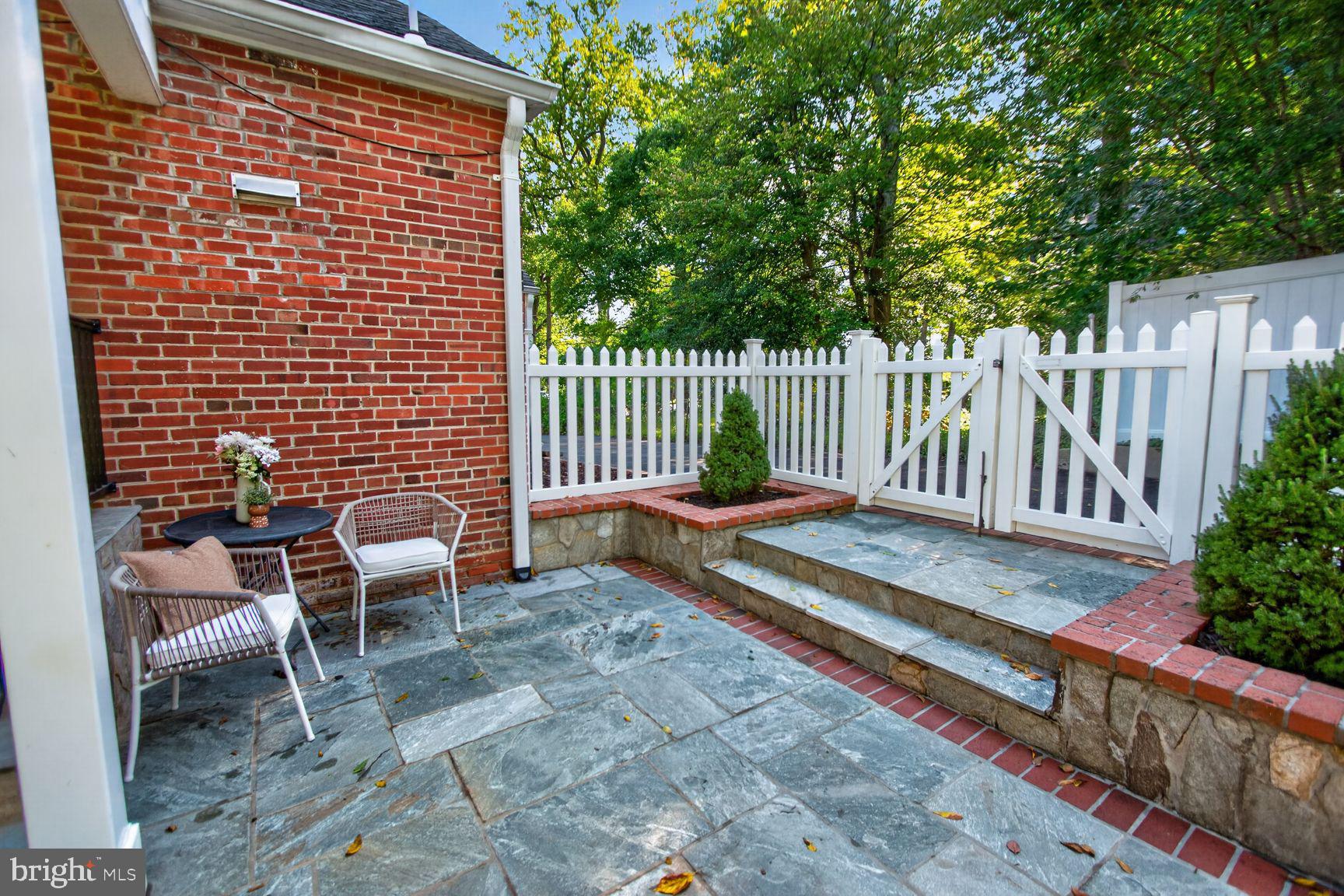 301 Pinewood Avenue Silver Spring, MD 20901 - Photo 42 of 43 Gallery Image 42