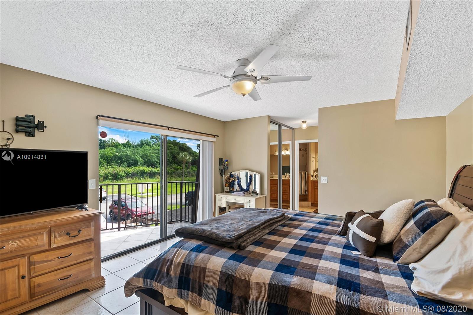 8097 Boca Rio Drive Boca Raton, FL 33433 - Photo 12 of 31