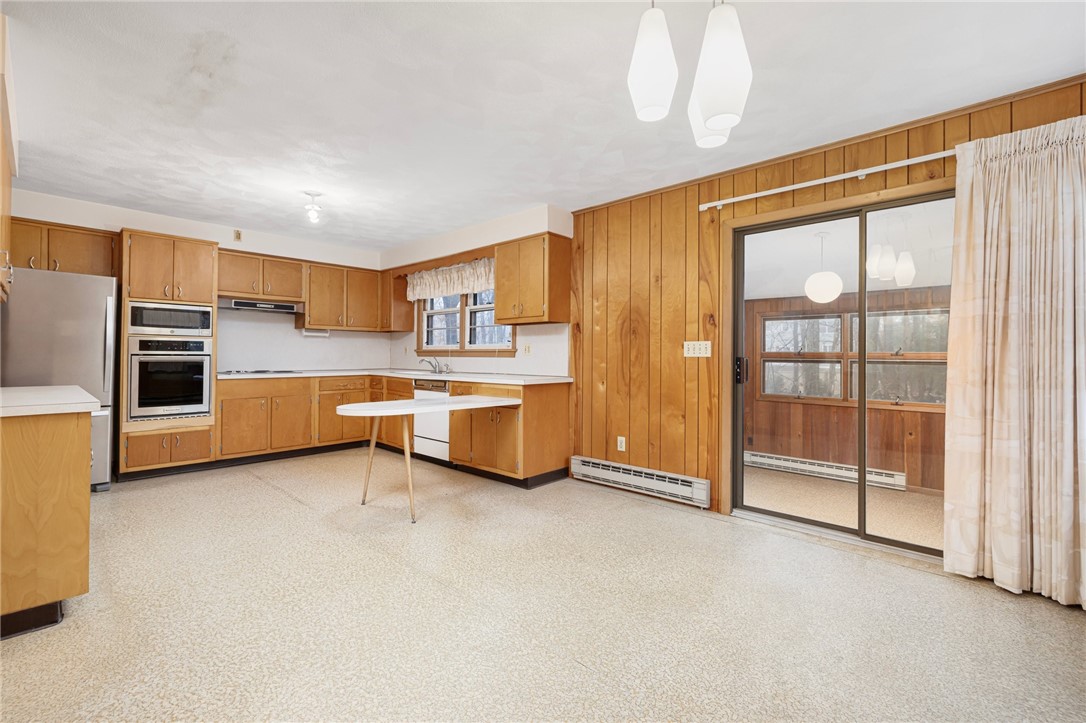 1 Angell Road Lincoln, RI 02865 - Photo 12 of 40