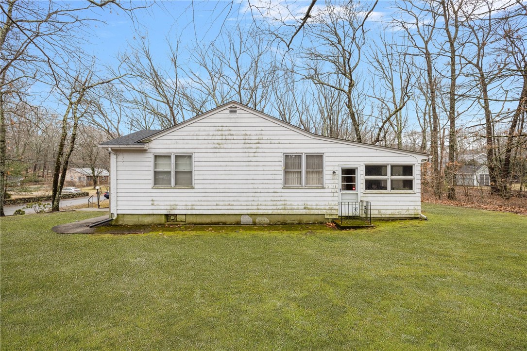 1 Angell Road Lincoln, RI 02865 - Photo 33 of 40