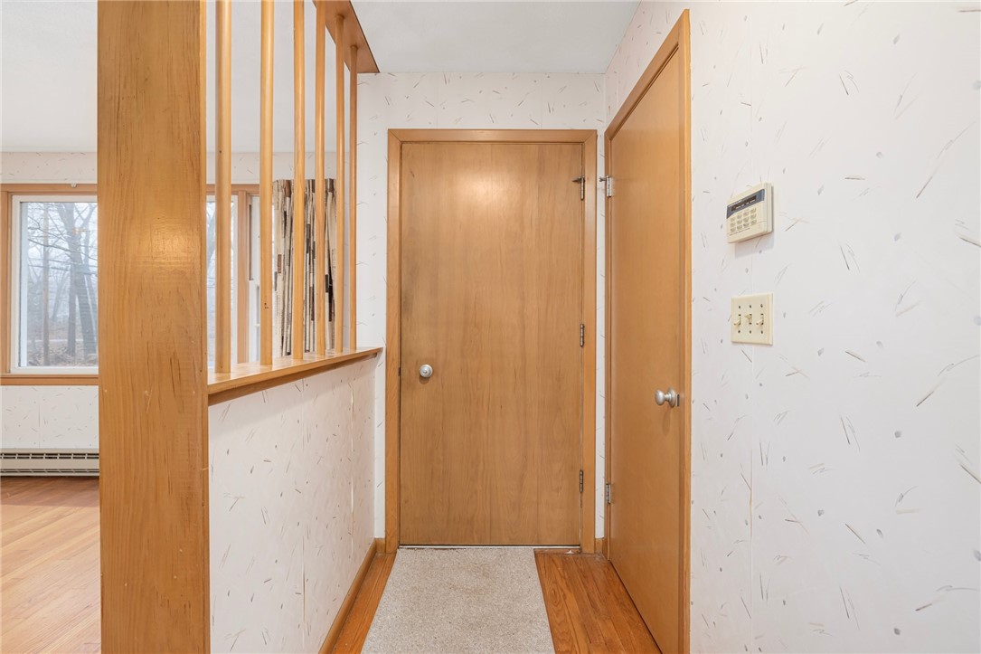 1 Angell Road Lincoln, RI 02865 - Photo 5 of 40