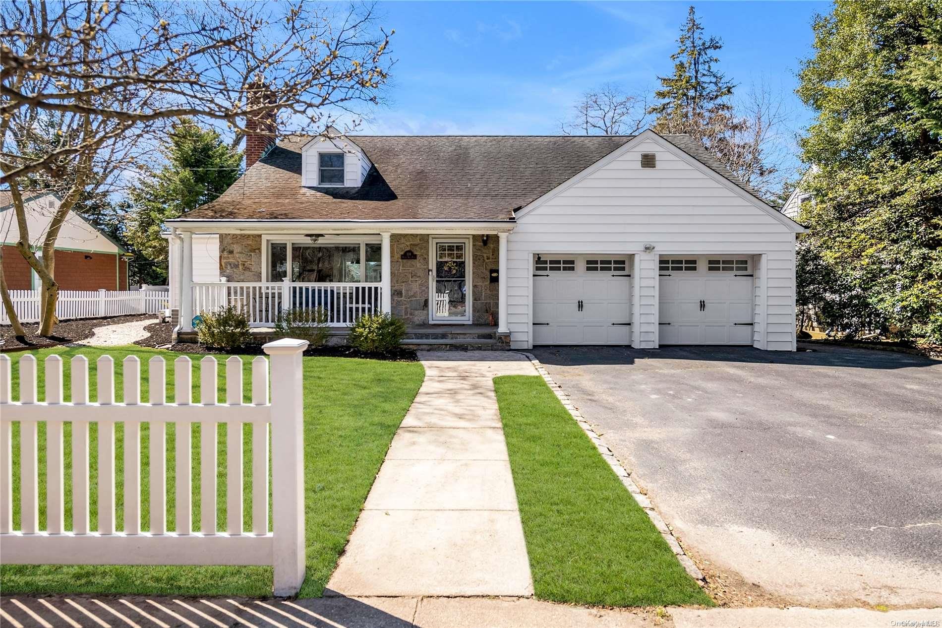114 Middle Neck Road Port Washington, NY 11050 - Photo 1 of 1