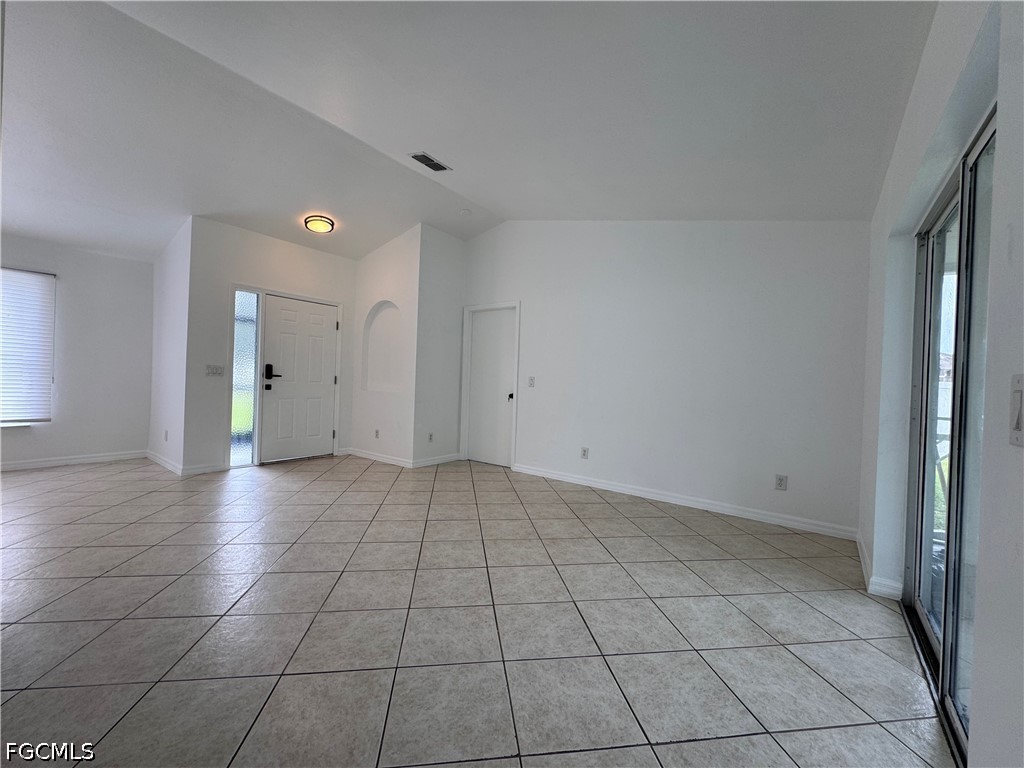 15627 Spring Line Lane Fort Myers, FL 33905 - Photo 11 of 29
