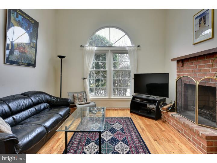 11 Windsor Circle Chesterbrook, PA 19087 - Photo 14 of 25 Gallery Image 14