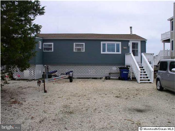 158 Flamingo Road Tuckerton, NJ 08087 - Photo 1 of 9 Exterior Front