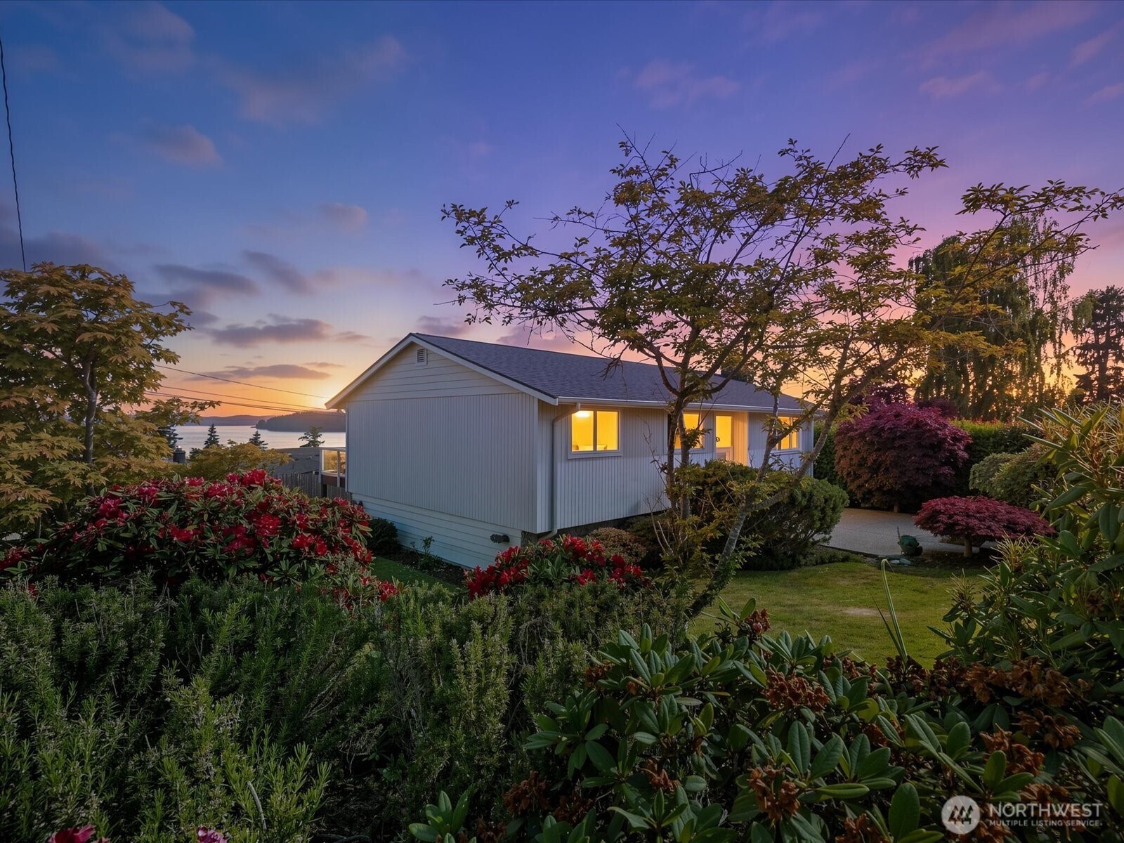 3420 West 3rd Street Anacortes, WA 98221 - Photo 2 of 40