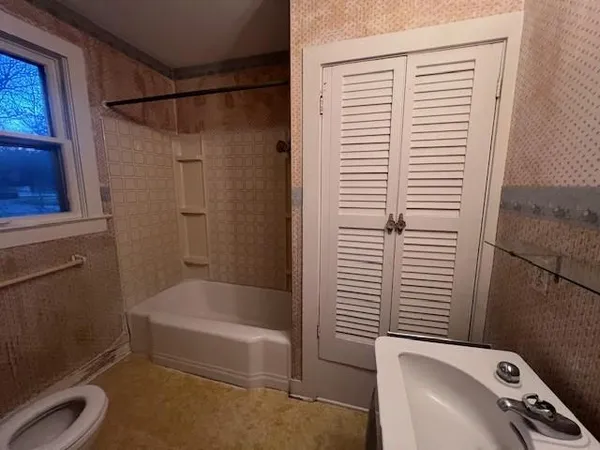 $179,500 | 5301 Horseshoe Drive, Alexandria, LA 71302