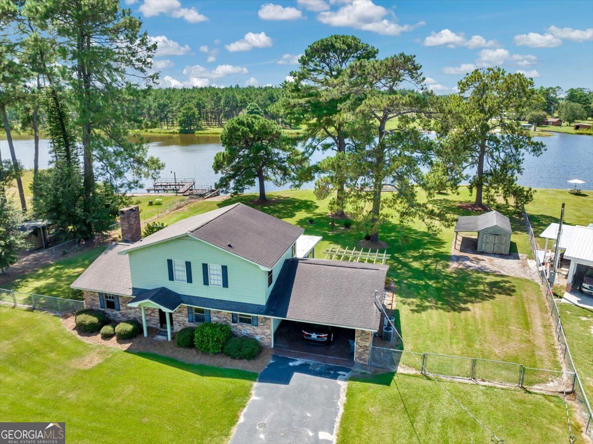 443 Lakeshore Road Pelham, GA 31779 - Photo 5 of 48 Gallery Image 5