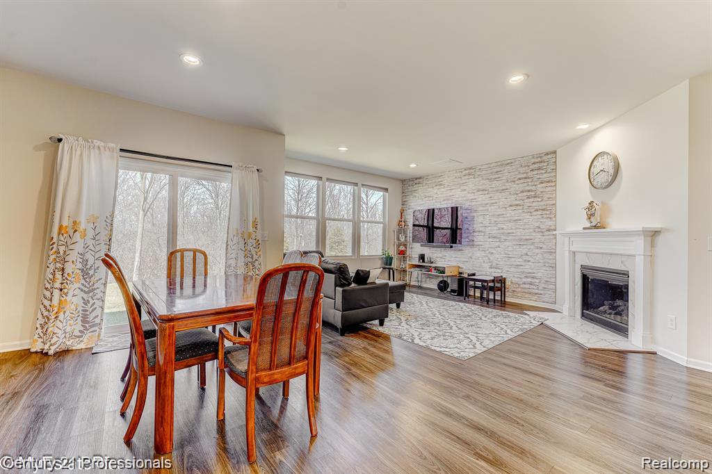 43646 Prospect Lane Novi, MI 48375 - Photo 9 of 39