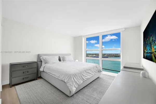 $6,000 | 90 Alton Road, Unit 1908, Miami Beach, FL 33139