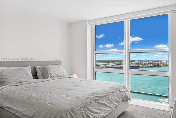 $6,000 | 90 Alton Road, Unit 1908, Miami Beach, FL 33139