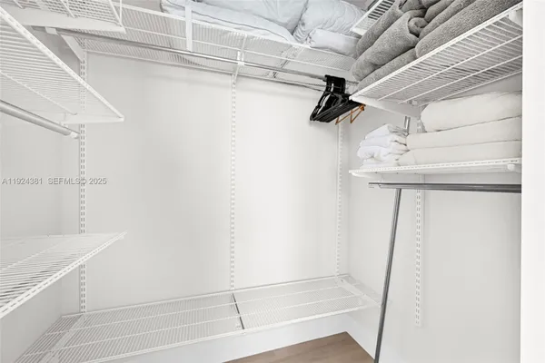 $6,000 | 90 Alton Road, Unit 1908, Miami Beach, FL 33139