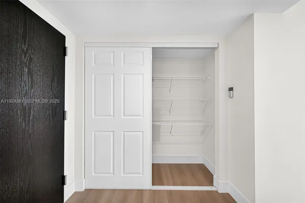 $6,000 | 90 Alton Road, Unit 1908, Miami Beach, FL 33139