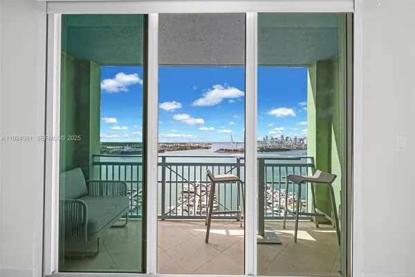 $6,000 | 90 Alton Road, Unit 1908, Miami Beach, FL 33139