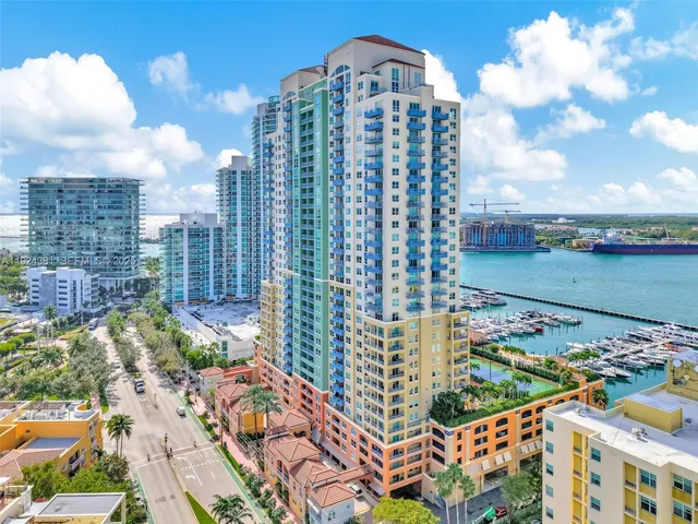 a picture of city view