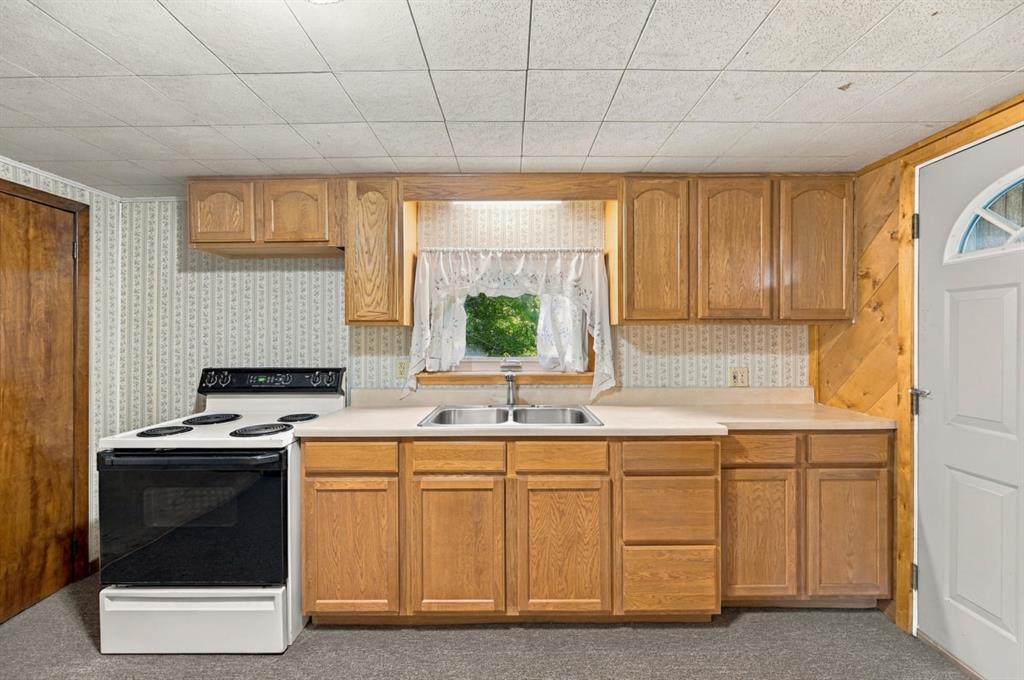 1308 Butler Road Springdale, PA 15144 - Photo 8 of 28 Gallery Image 8