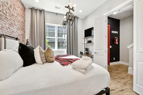 $929,999 | 1407 Napoleon Street, Nashville, TN 37207
