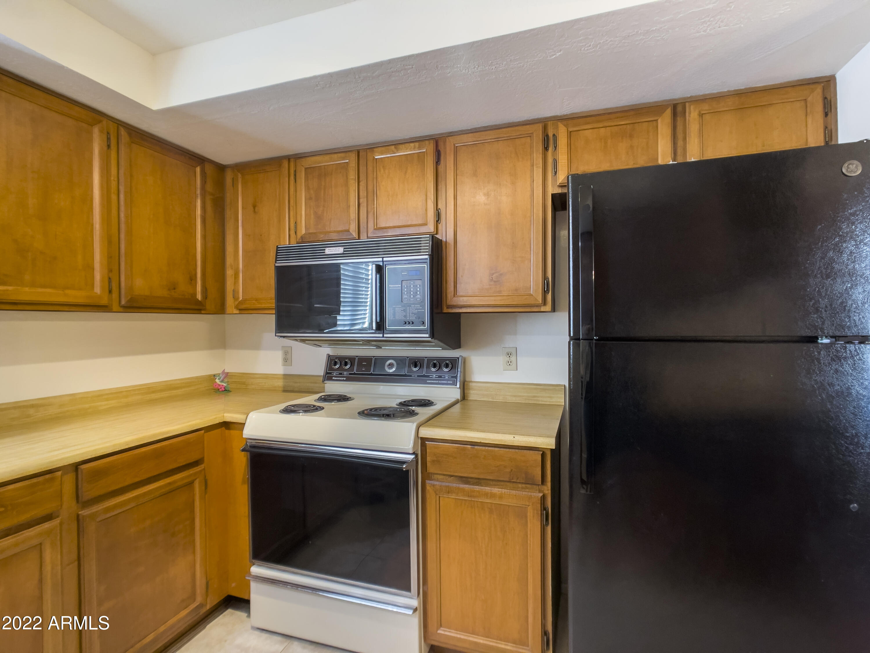 2455 East Broadway Road, Unit 13 Mesa, AZ 85204 - Photo 12 of 28 IMG_3032