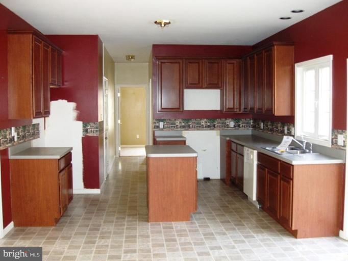 55 Beaver Court Rising Sun, MD 21911 - Photo 6 of 11 Kitchen