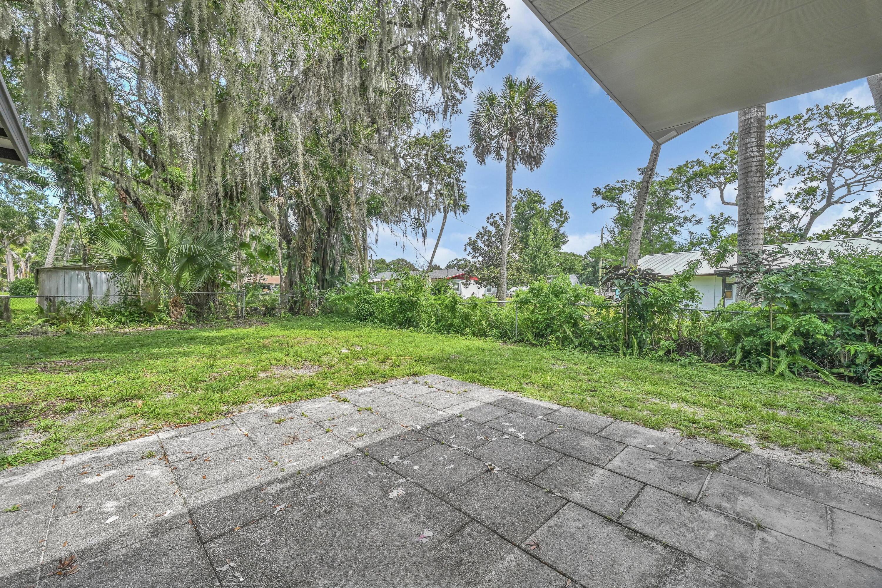 6318 Lenape Street Fort Pierce, FL 34982 - Photo 33 of 38 Z63_3761