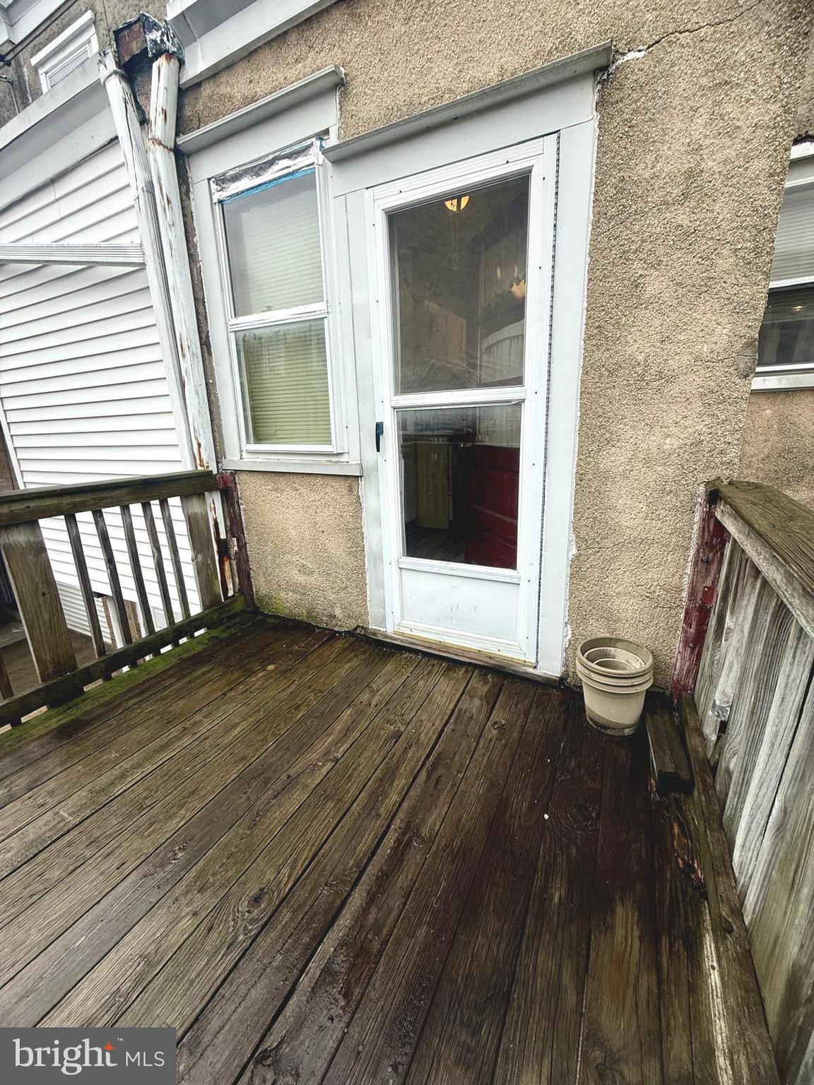 549 Littlecroft Road Upper Darby, PA 19082 - Photo 25 of 26 Back Deck