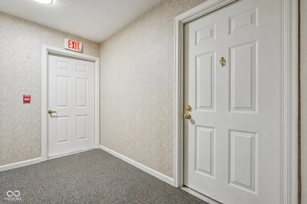 $149,900 | 9804 Legends Creek Drive, Unit 104, Indianapolis, IN 46229