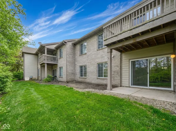 $149,900 | 9804 Legends Creek Drive, Unit 104, Indianapolis, IN 46229