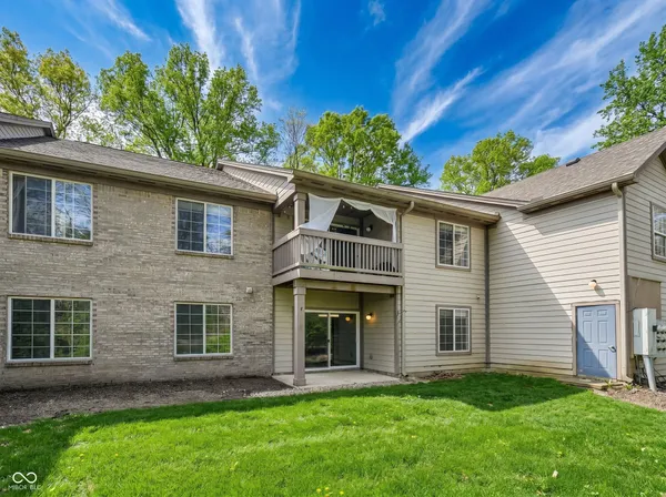 $149,900 | 9804 Legends Creek Drive, Unit 104, Indianapolis, IN 46229