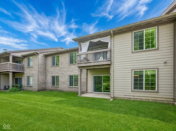 $149,900 | 9804 Legends Creek Drive, Unit 104, Indianapolis, IN 46229