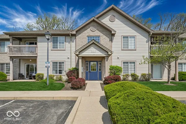 $149,900 | 9804 Legends Creek Drive, Unit 104, Indianapolis, IN 46229