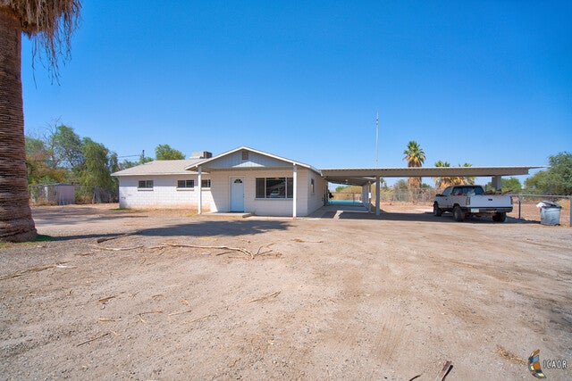 644 West Main Road, Unit B El Centro, CA 92243 - Photo 5 of 41 Gallery Image 5