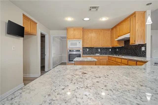 $850,000 | 13190 Cromdale Street, Oak Hills, CA 92344