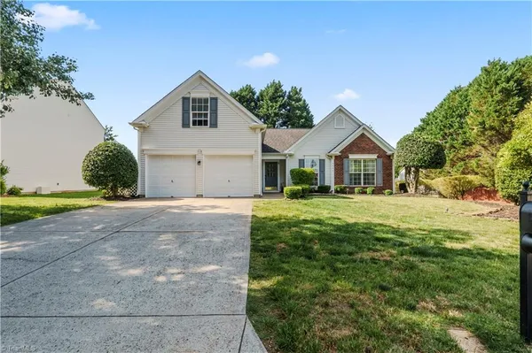 $460,000 | 9400 Shepparton Drive, Huntersville, NC 28078