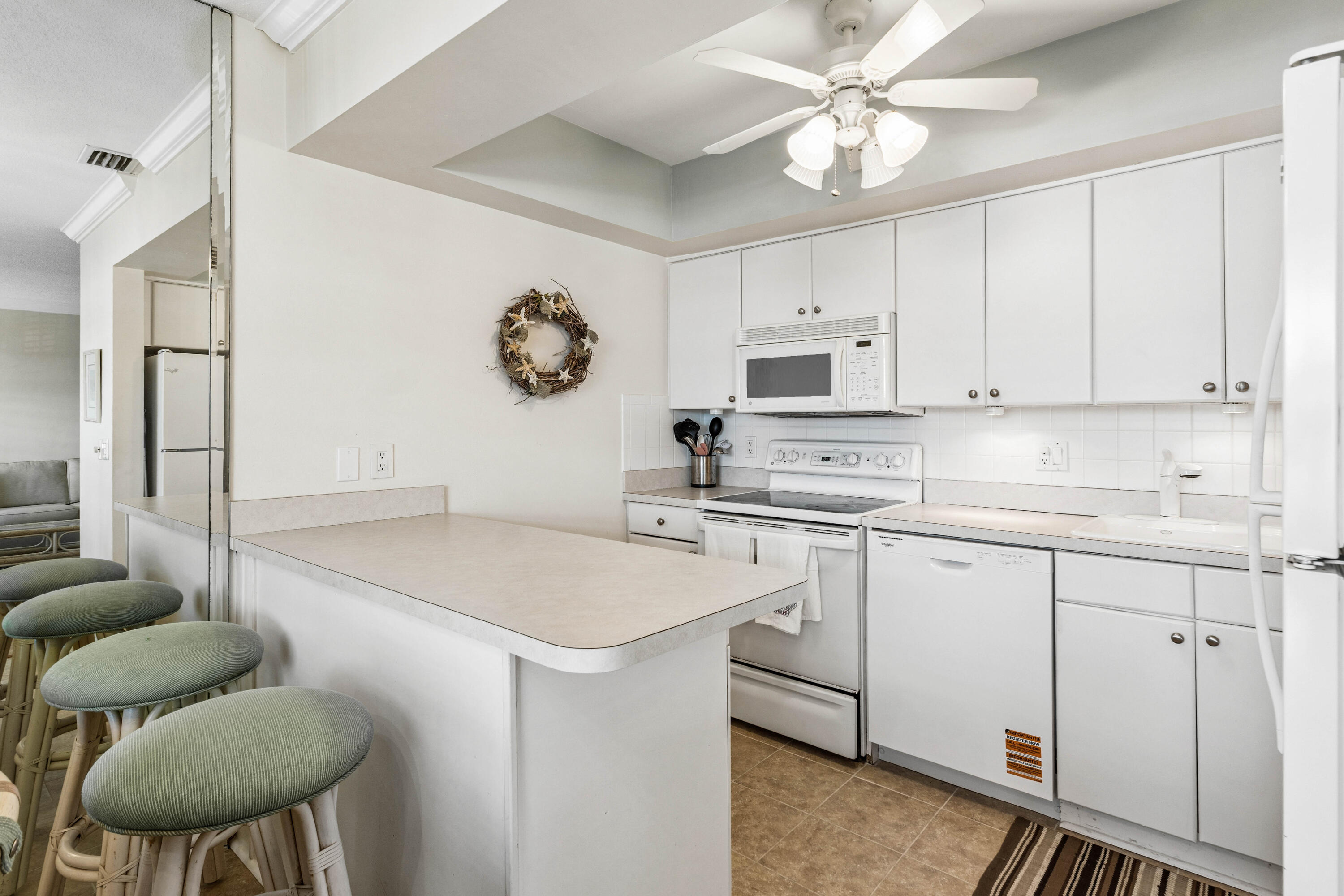 5505 North Ocean Boulevard, Unit 8204 Ocean Ridge, FL 33435 - Photo 10 of 19 012-5505NorthOceanBoulevard-8204-OceanRi
