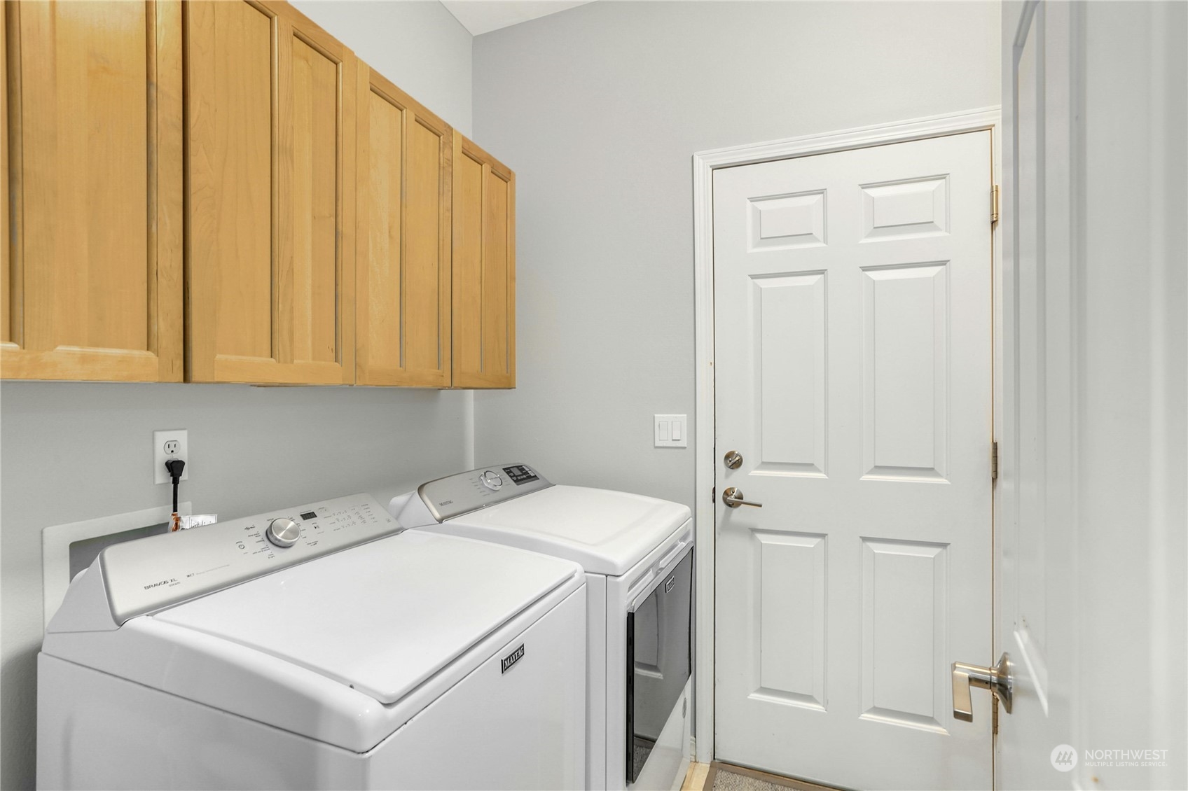 17309 106th Place Northeast Bothell, WA 98011 - Photo 16 of 39 a utility room with dryer and washer